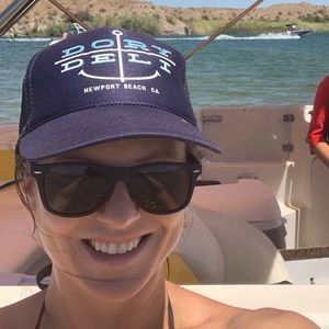 Meet your Posher, Elizabeth